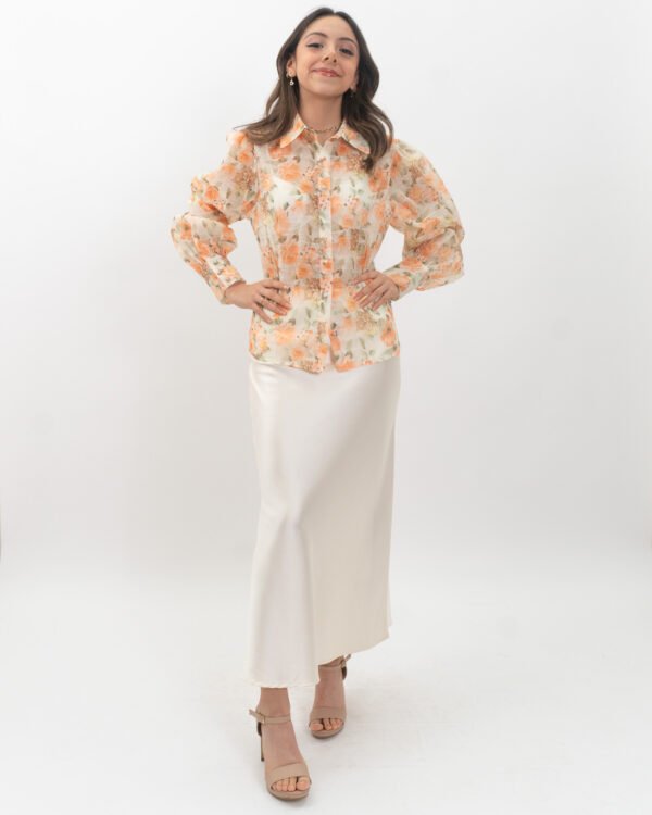 Blusa con estampado floral en tonos Coral