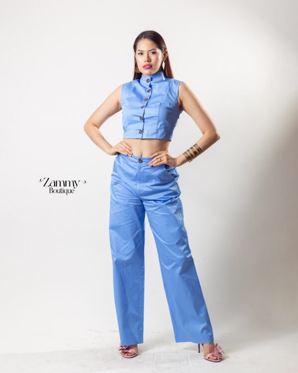 Conjunto Azul de Pantalón y Top Cuello Mao