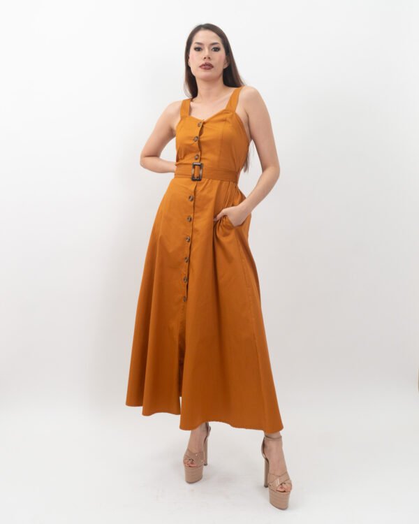 Vestido Maxi de Tirantes con Botones Frontales y Cinturón