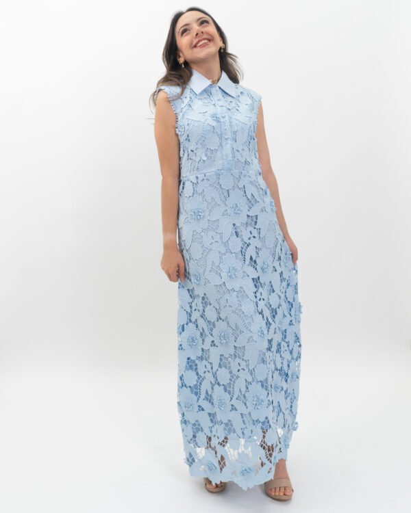 Vestido Largo con Encajes