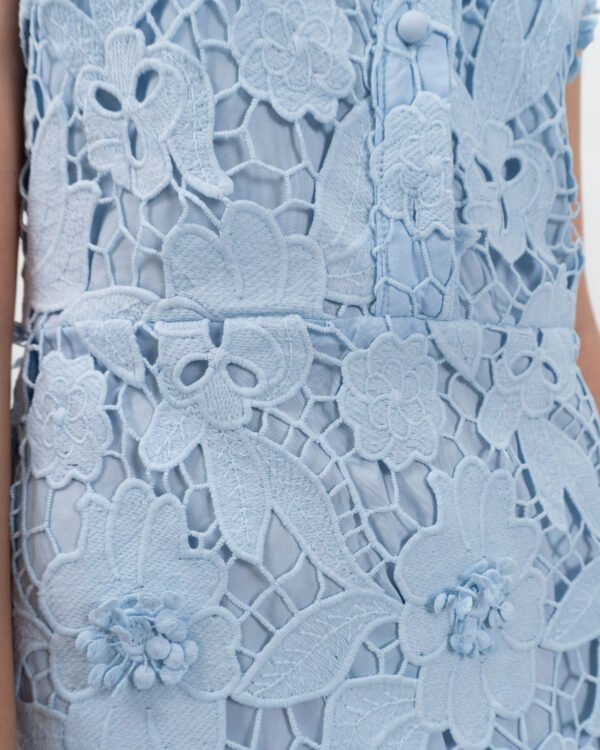 Vestido Largo con Encajes