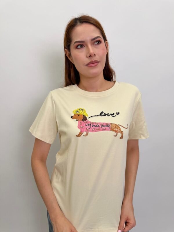 Playera Perro Salchicha Rosa