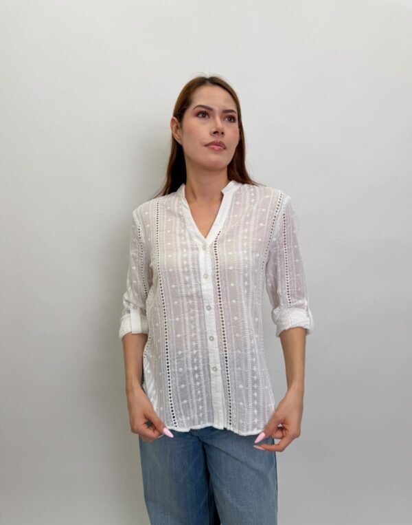 Blusa Blanca Textura Bordada