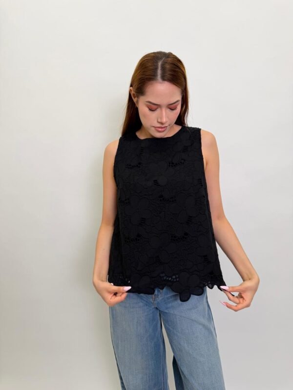 Blusa Negra Crochet