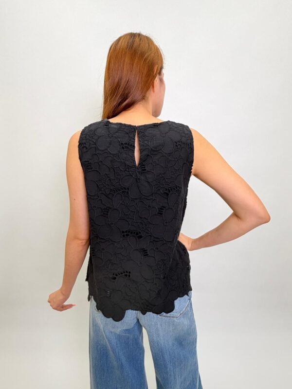 Blusa Negra Crochet