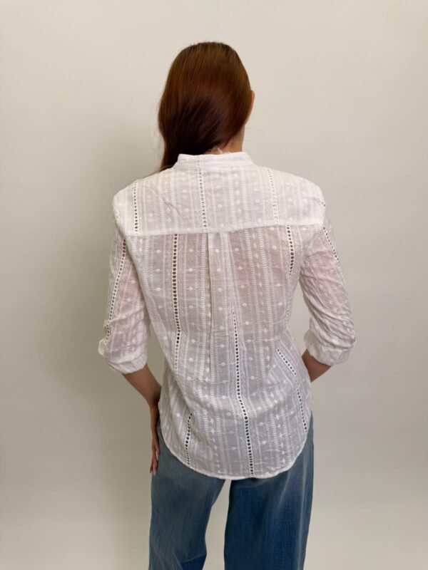 Blusa Blanca Textura Bordada