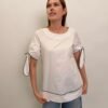 Blusa Blanca Con Detalle en Manga
