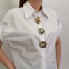 Blusa Blanca Detalle en Botones