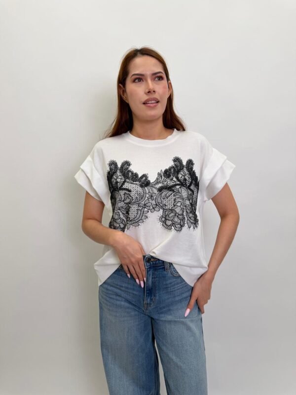 Playera Diseño Con Encaje